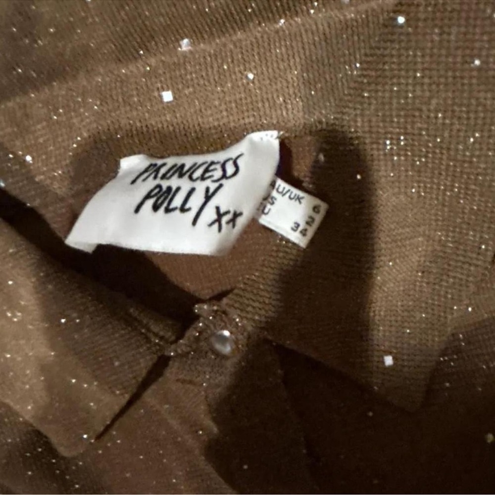 Top - Picture 2 of 2